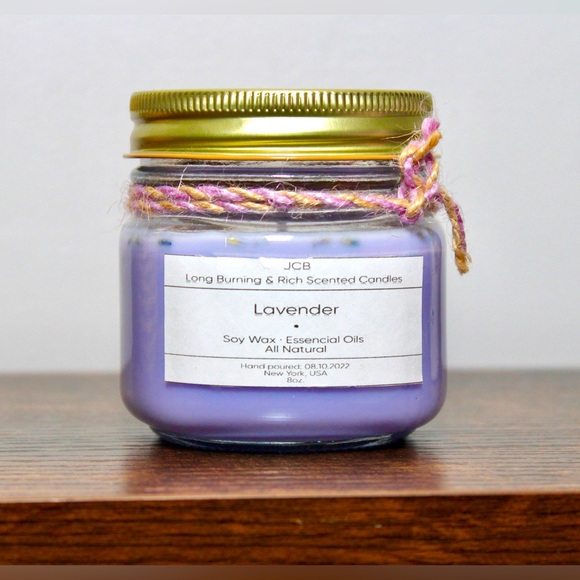 Lavender High Scented Soy Wax Candle Natural Essential Oils Hand Poured 8 oz - Picture 1 of 4